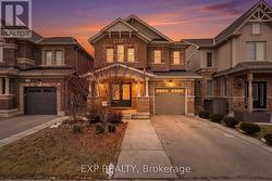 44 WILLOUGHBY WAY New Tecumseth, ON L9R 0M7