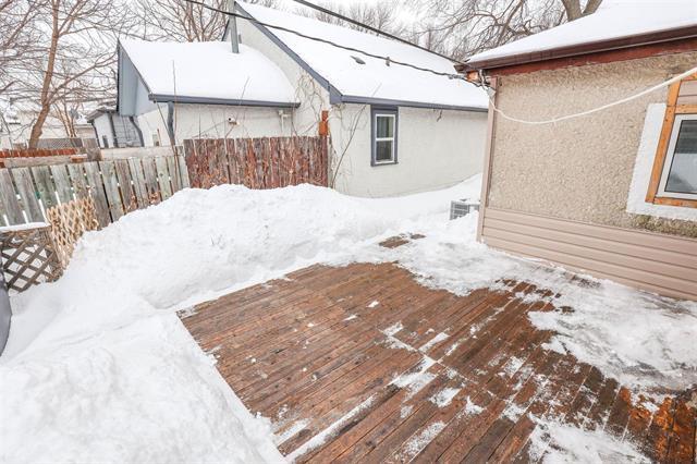 1897 Bannatyne Ave, Winnipeg, MB