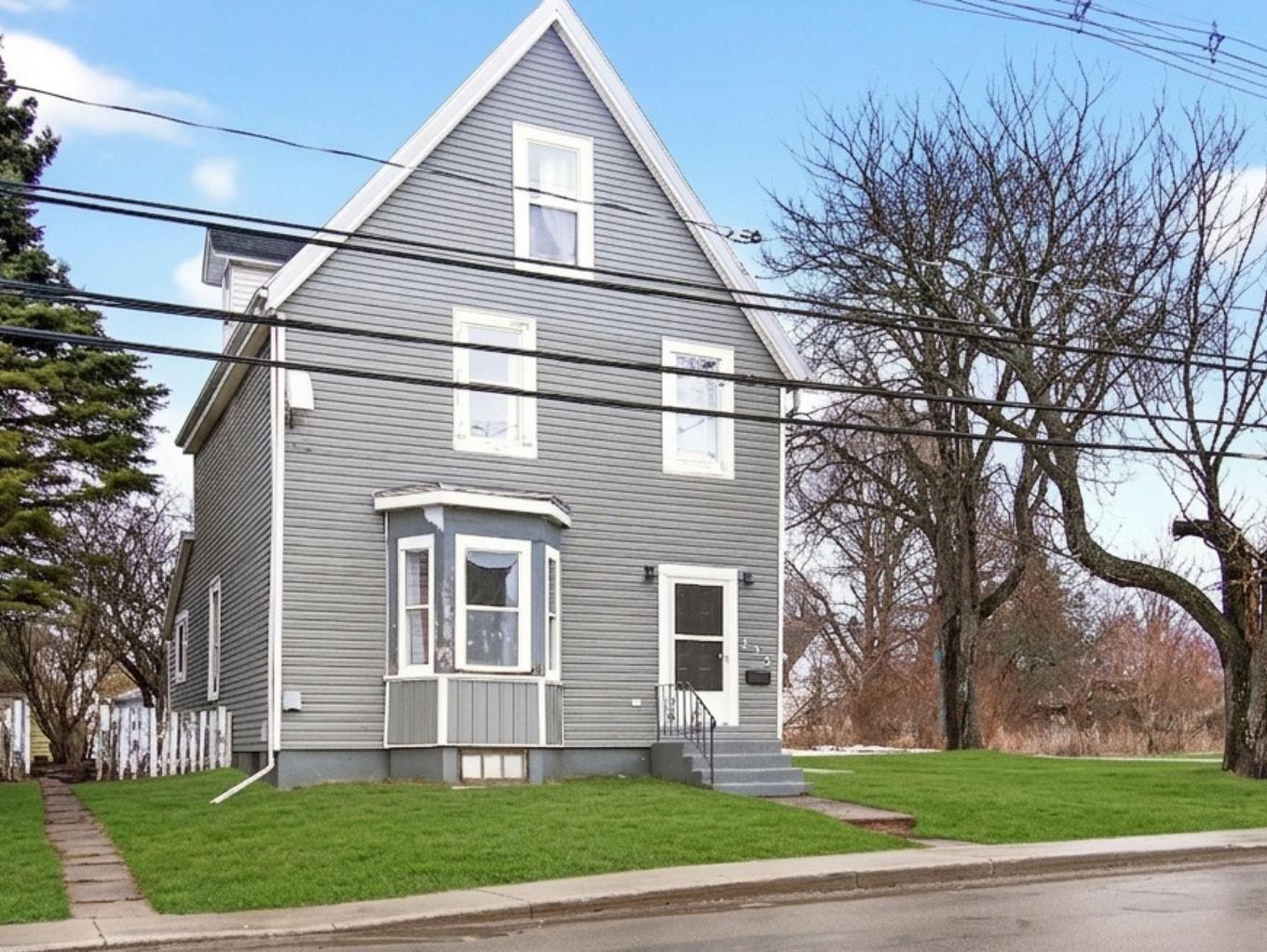 325 Notre Dame Street, Summerside, PE