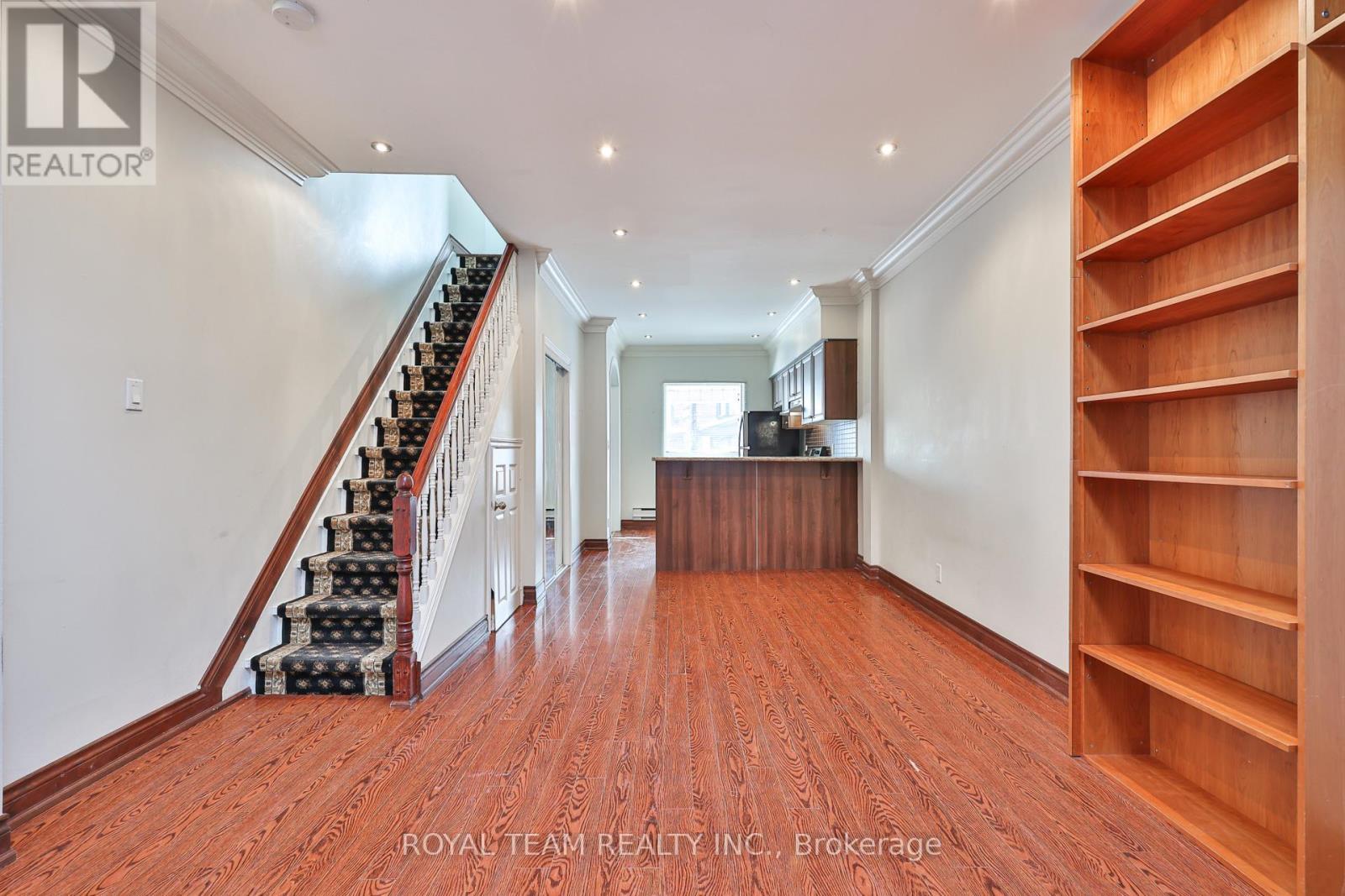 54 Maher Avenue, Toronto, ON - Indoor Photo Showing Other Room