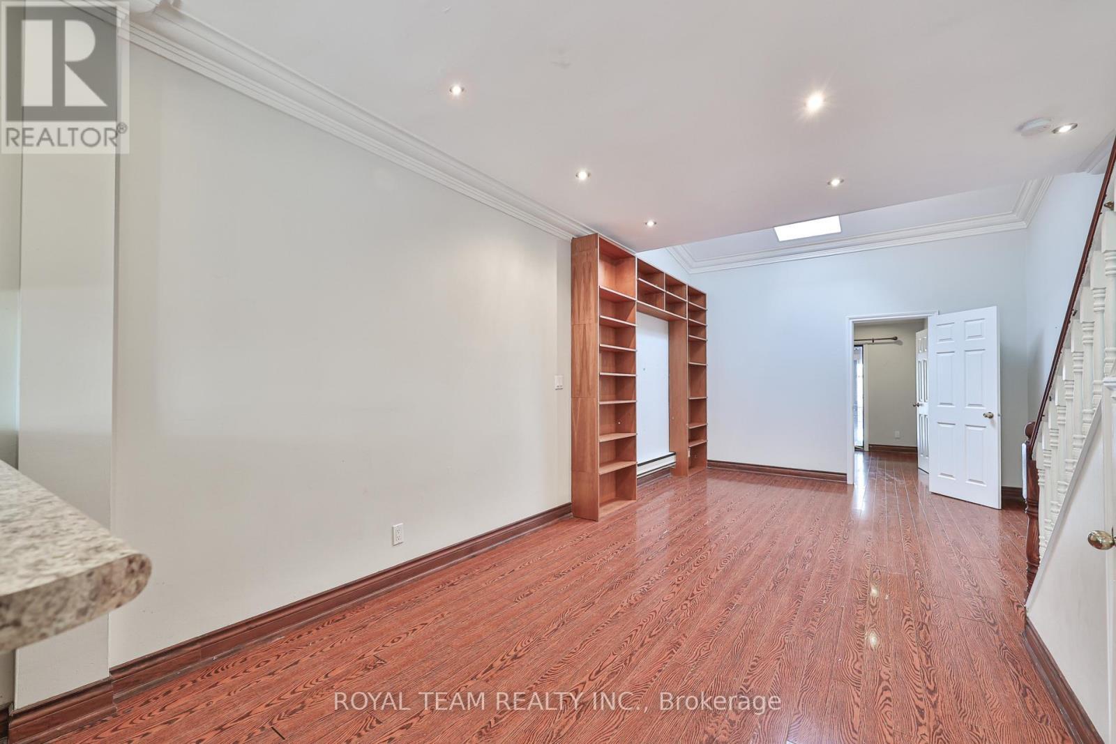 54 Maher Avenue, Toronto, ON - Indoor Photo Showing Other Room