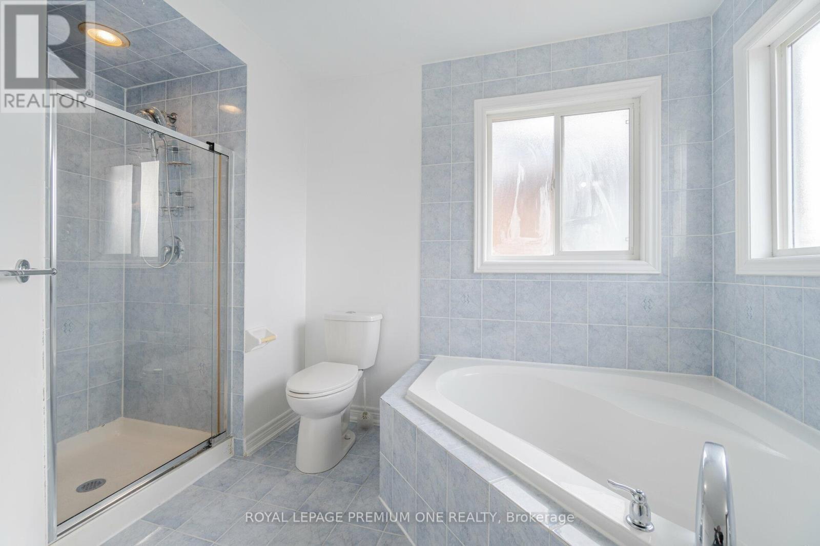 48 Devonwood Drive, Markham, ON - Indoor Photo Showing Bathroom