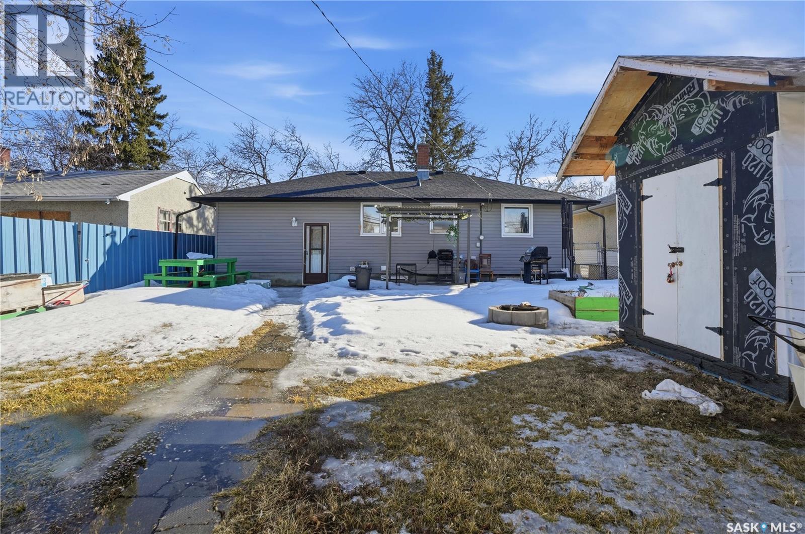 632 Aberdeen Crescent, Regina, SK - Outdoor