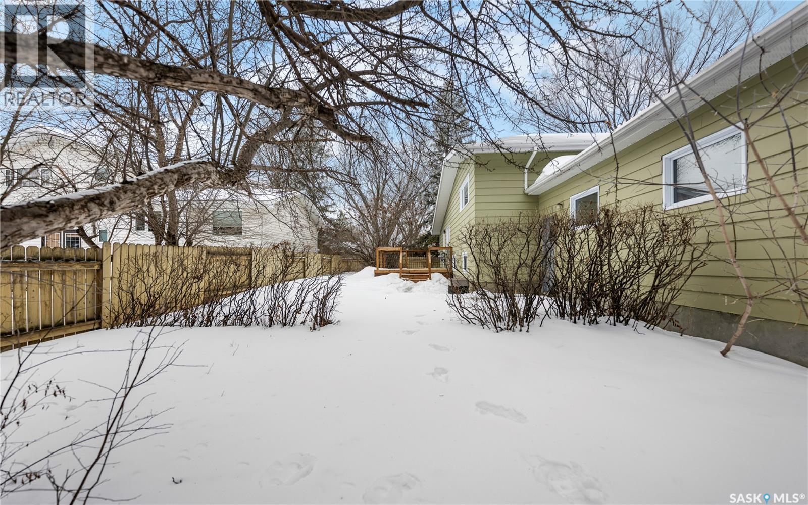 73 Tibbits Road, Regina, SK - Outdoor