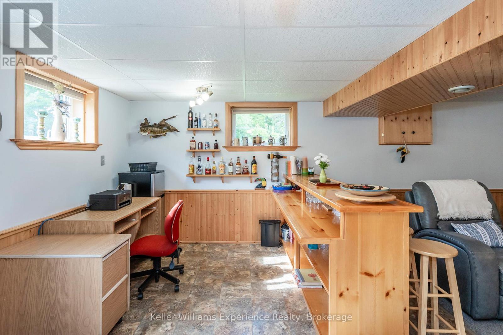 450 Concession 11 Road E, Tiny, ON - Indoor Photo Showing Office