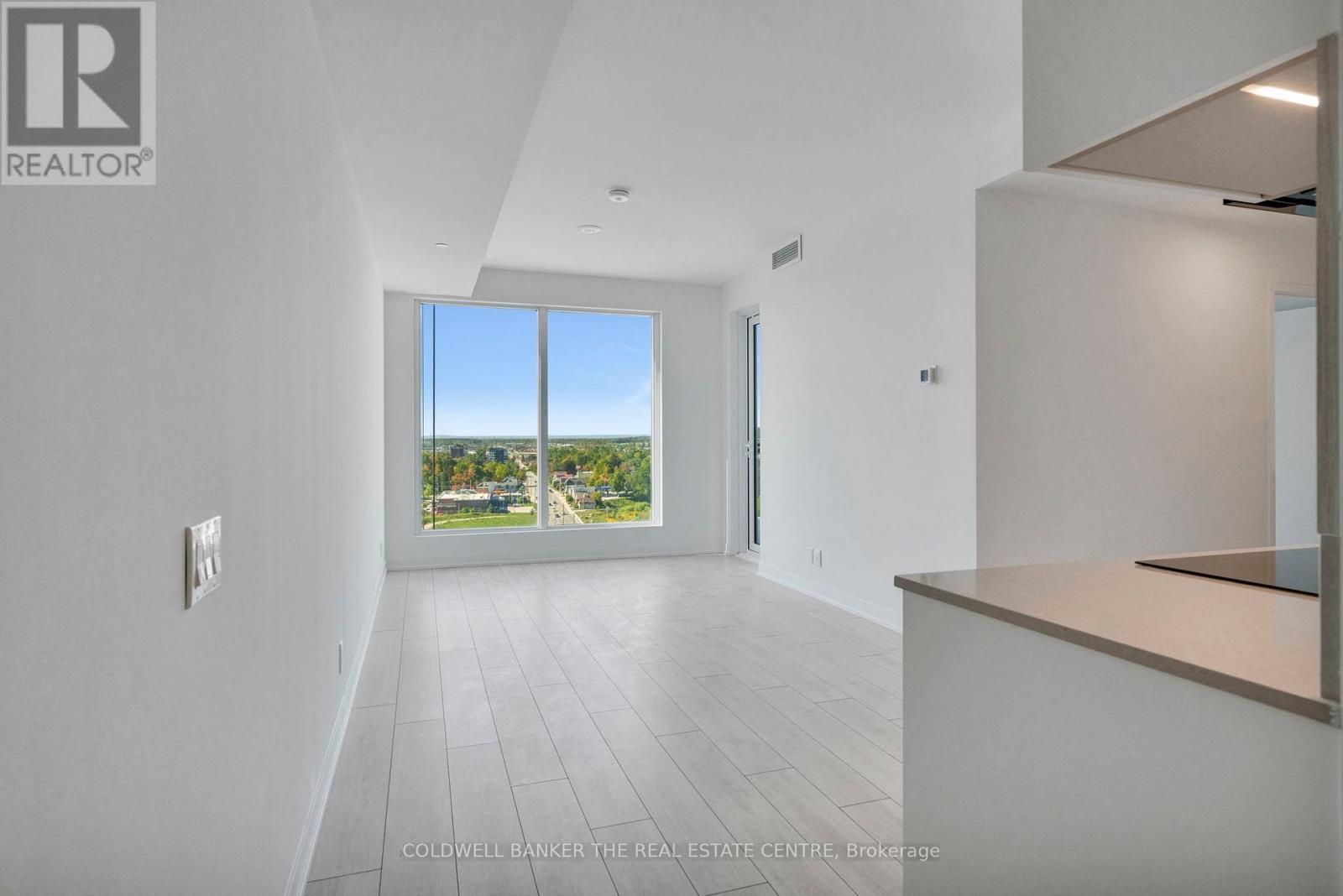 Unit #1302 - 39 Mary Street, Barrie, ON - Indoor Photo Showing Other Room