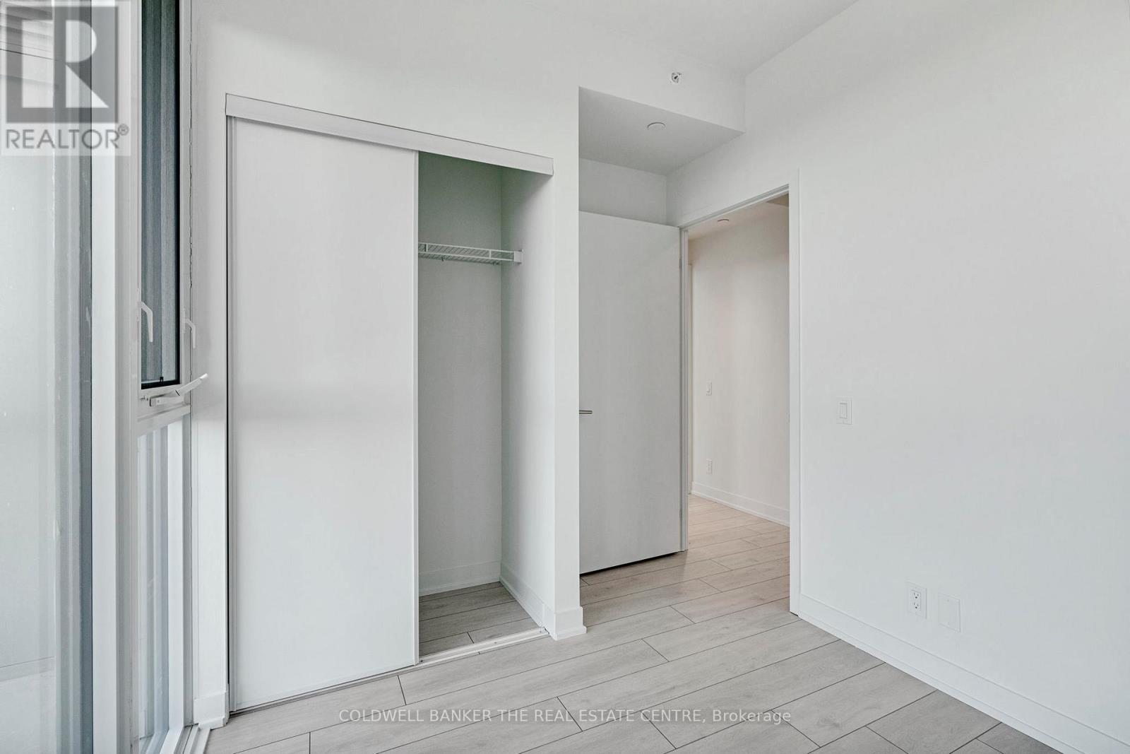 Unit #1302 - 39 Mary Street, Barrie, ON - Indoor Photo Showing Other Room