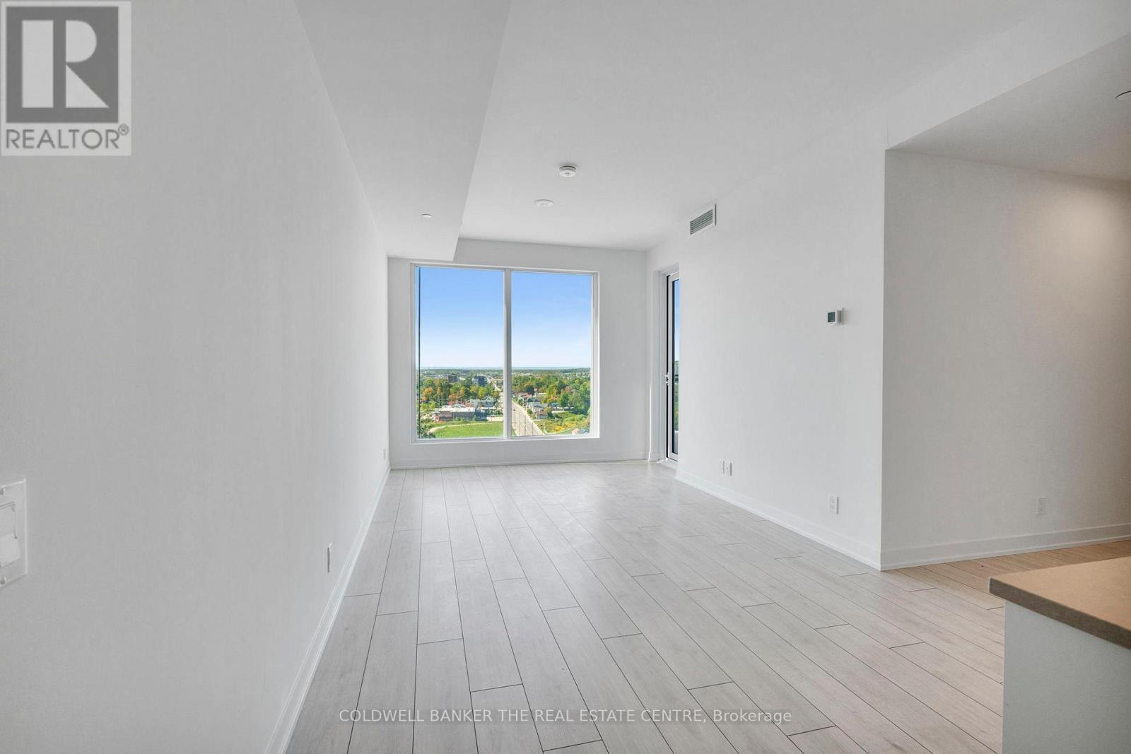 Unit #1302 - 39 Mary Street, Barrie, ON - Indoor Photo Showing Other Room