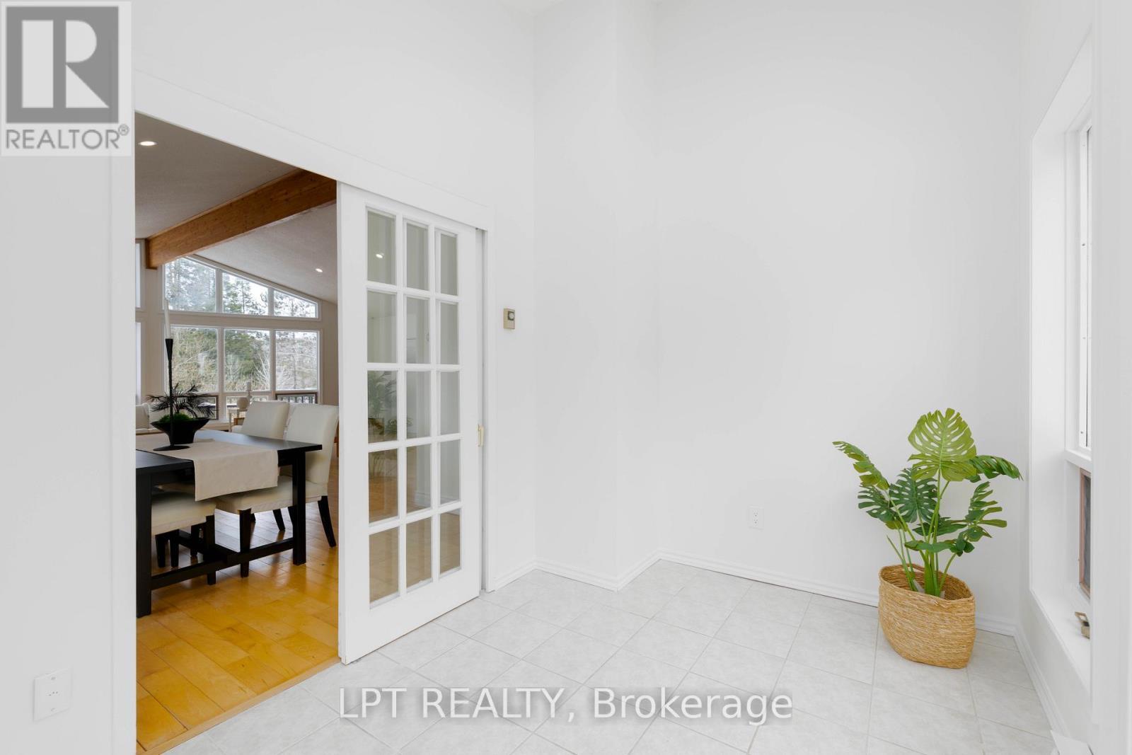 50 Concession Rd 2 W, Tiny, ON - Photo Showing Other Room