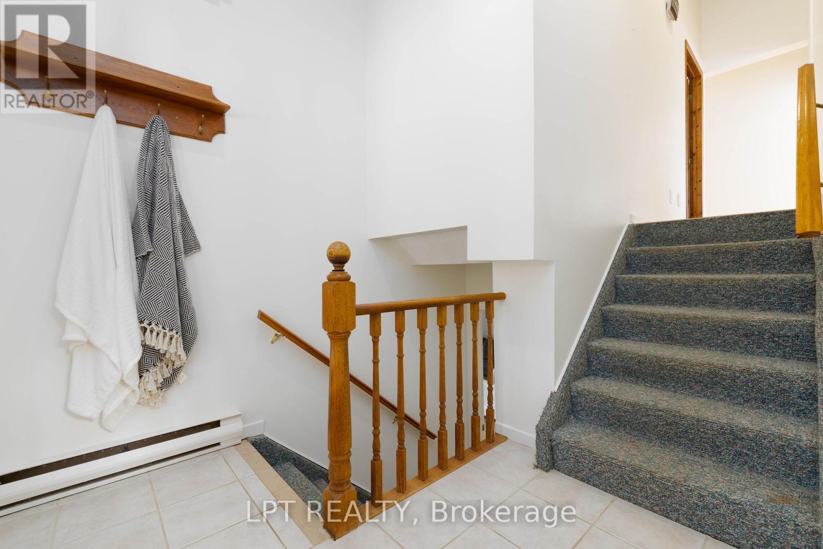 50 Concession Rd 2 W, Tiny, ON - Indoor Photo Showing Other Room