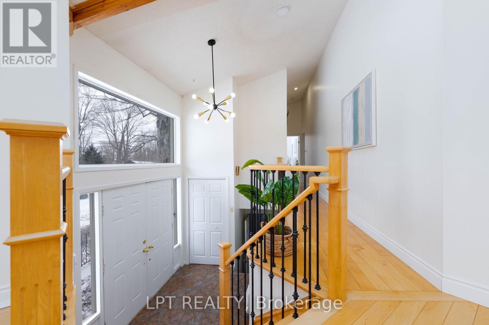 50 Concession Rd 2 W, Tiny, ON - Indoor Photo Showing Other Room