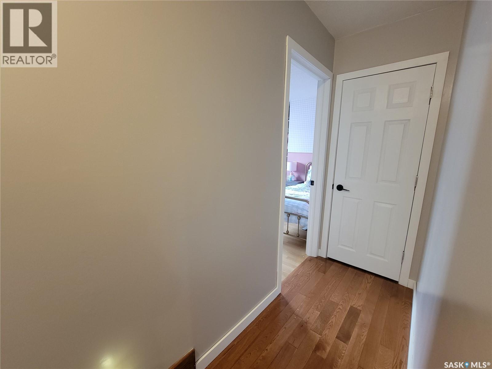 4702 Leader Street, Macklin, SK - Indoor Photo Showing Other Room