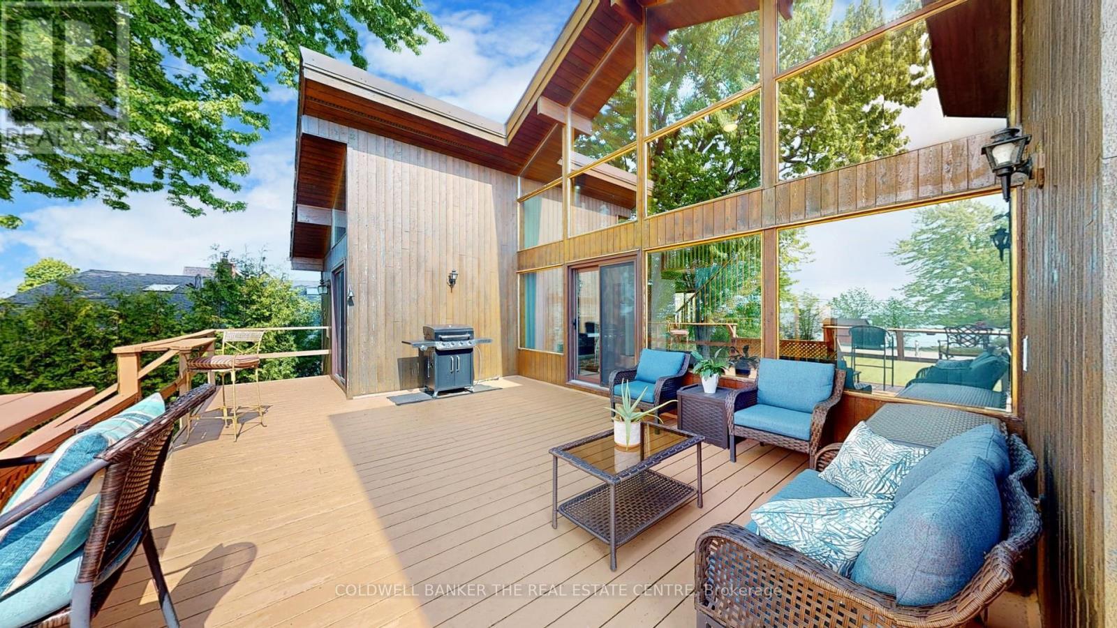 33 Lake Drive E, Georgina, ON - Outdoor With Deck Patio Veranda With Exterior