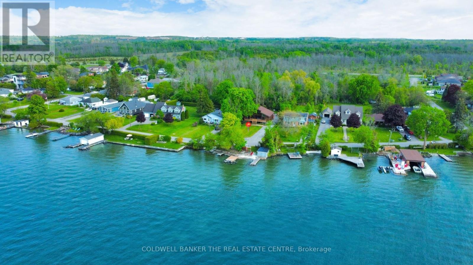 33 Lake Drive E, Georgina, ON - Outdoor With Body Of Water With View