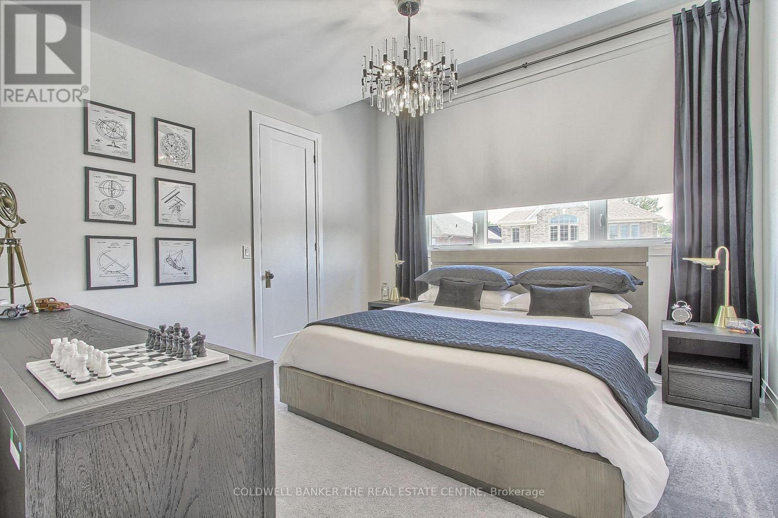 92 Maple Fields Circle, Aurora, ON - Indoor Photo Showing Bedroom