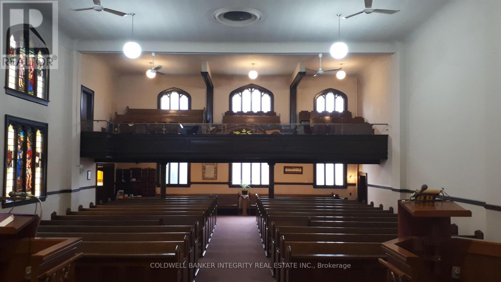 18 Victoria Avenue S, Hamilton, ON