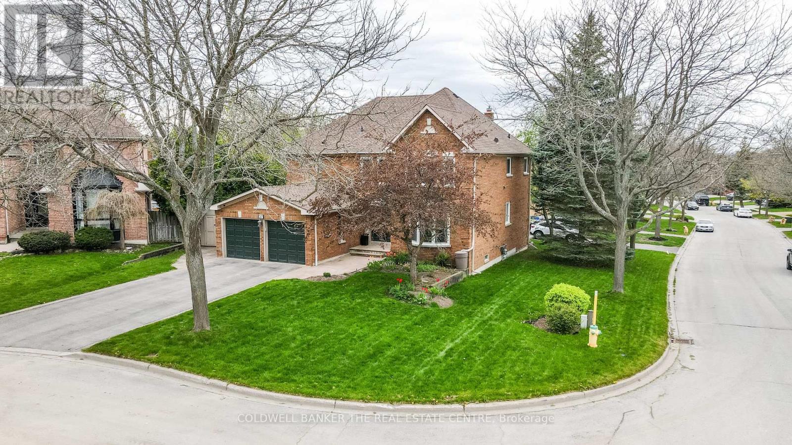 37 Falling Brook Drive, Barrie, ON - Outdoor