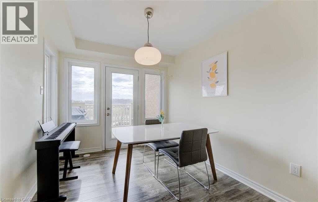 Dining area featuring wood finished floors - 9 Outlook Terrace, Kitchener, ON - Indoor Photo Showing Dining Room