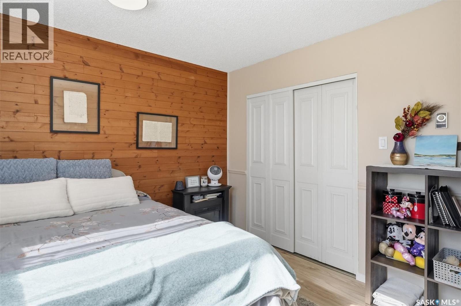 2722 Jarvis Drive, Saskatoon, SK - Indoor Photo Showing Bedroom