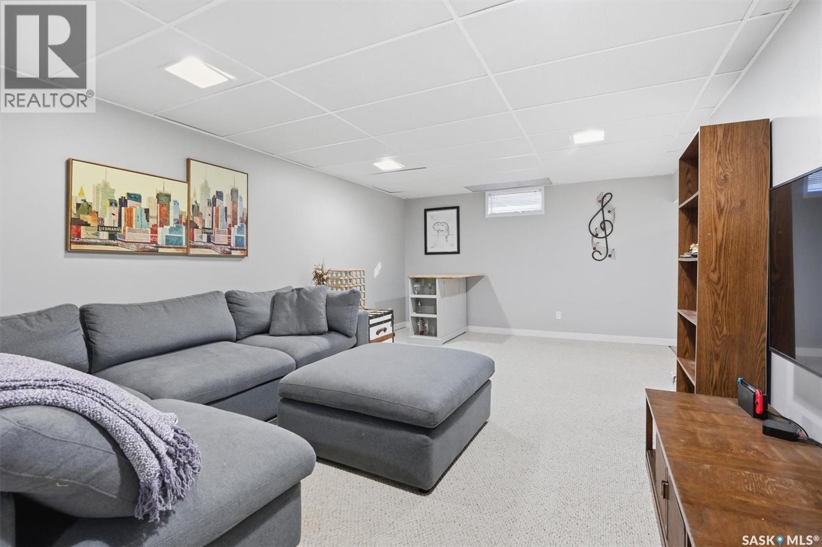 2722 Jarvis Drive, Saskatoon, SK - Indoor