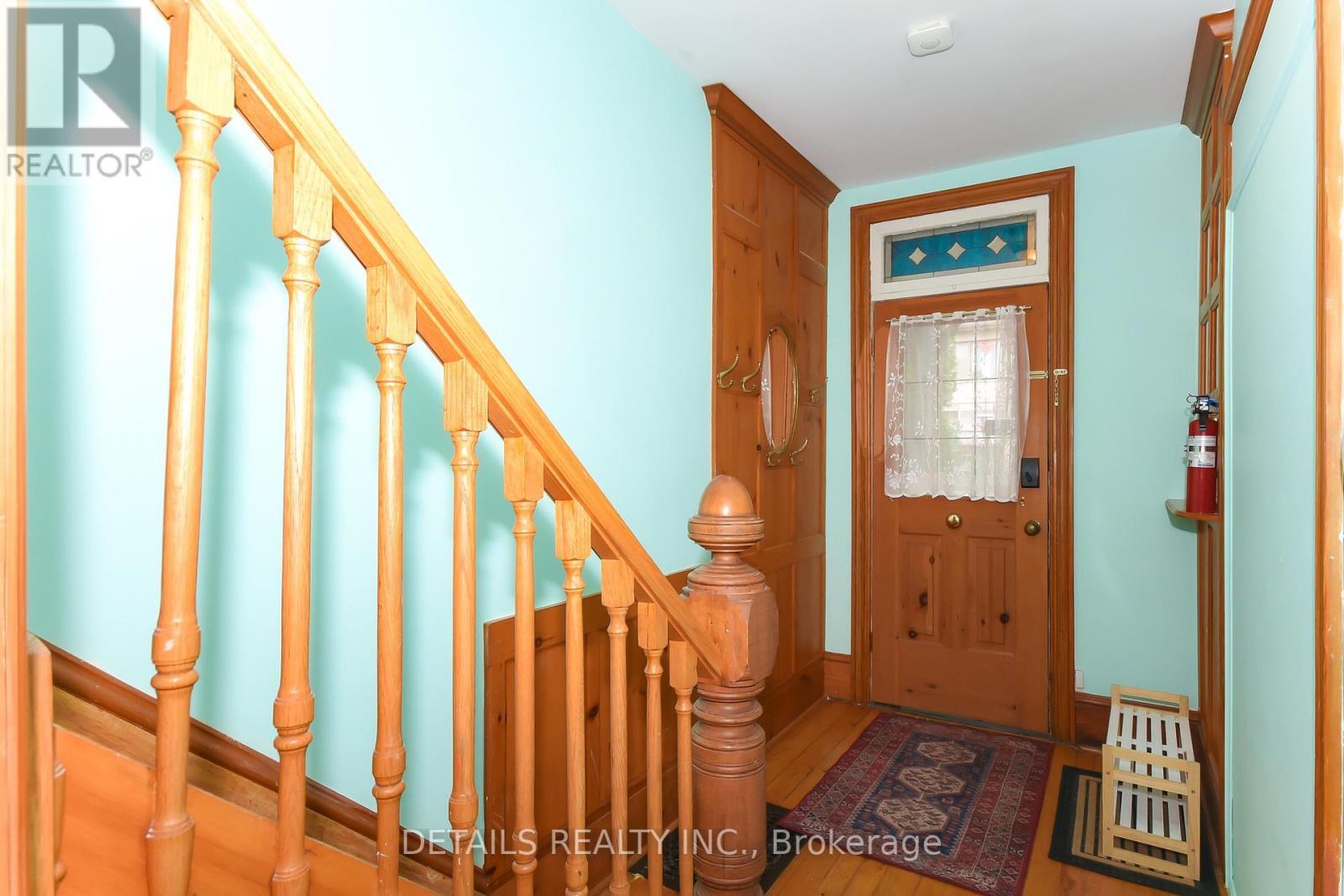19 Gould Street, Ottawa, ON - Indoor Photo Showing Other Room