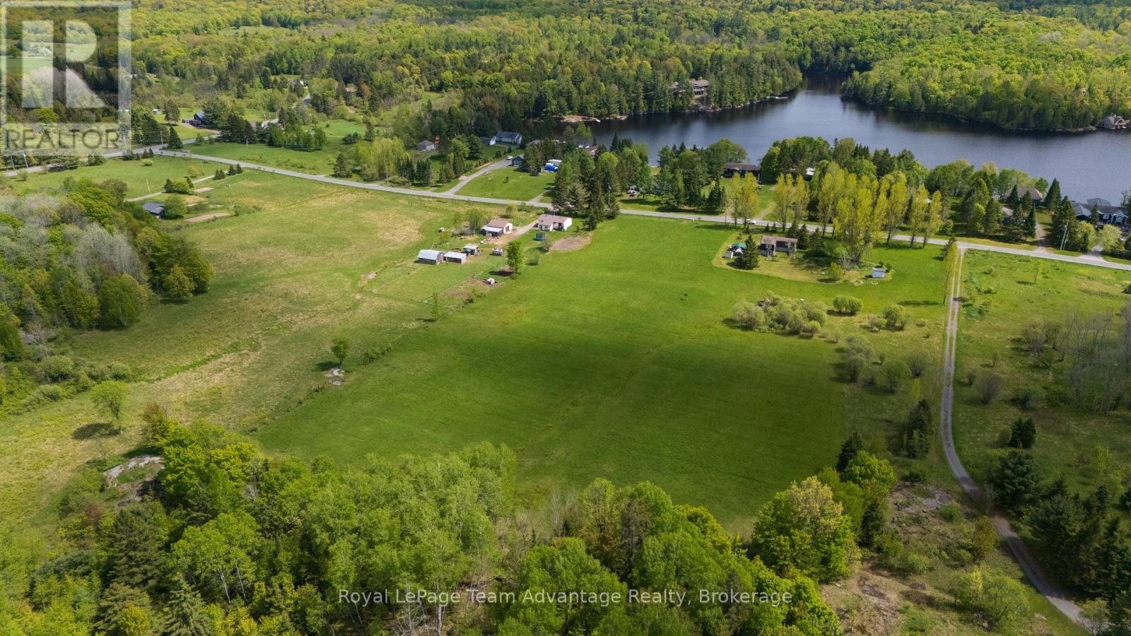 13 Lakeside Drive, Mckellar, ON
