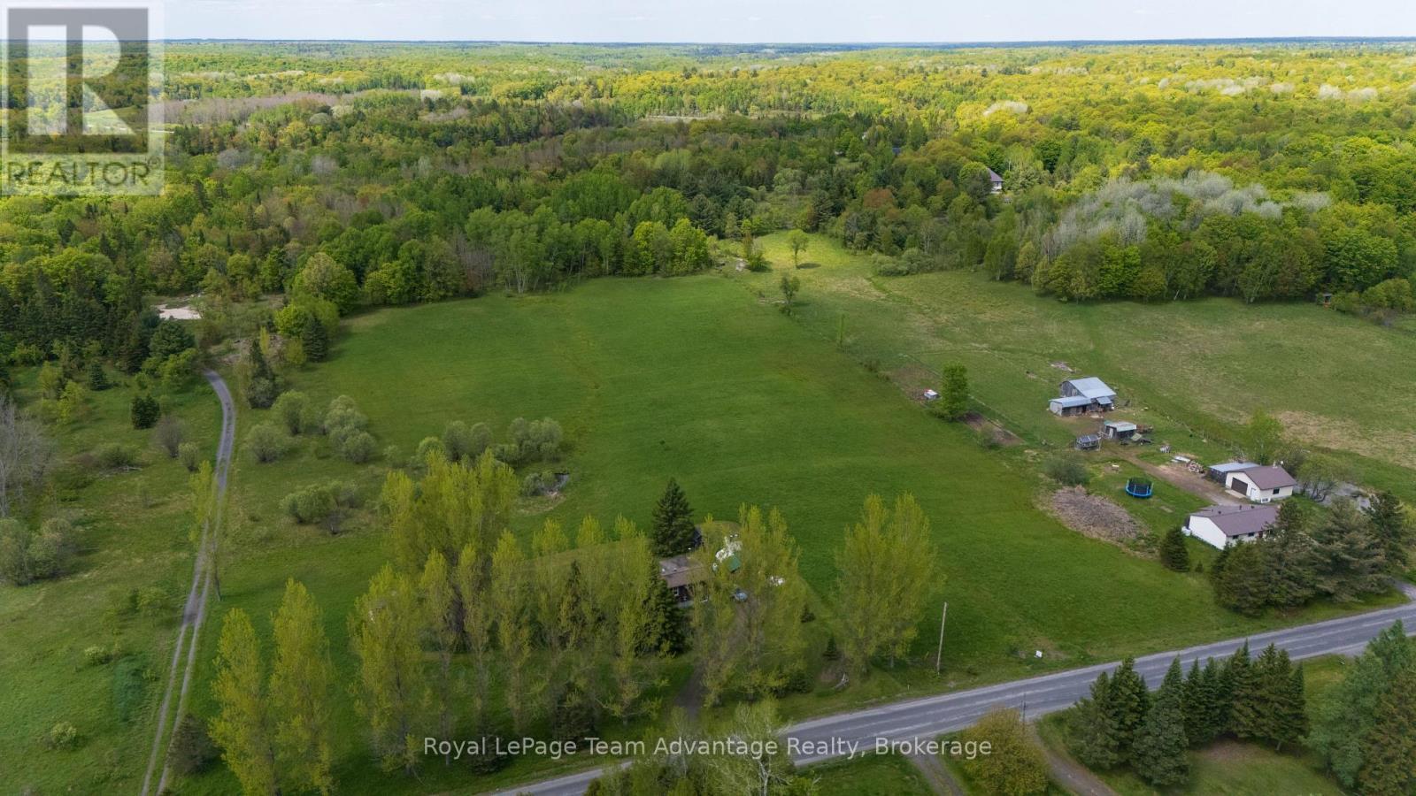 13 Lakeside Drive, Mckellar, ON