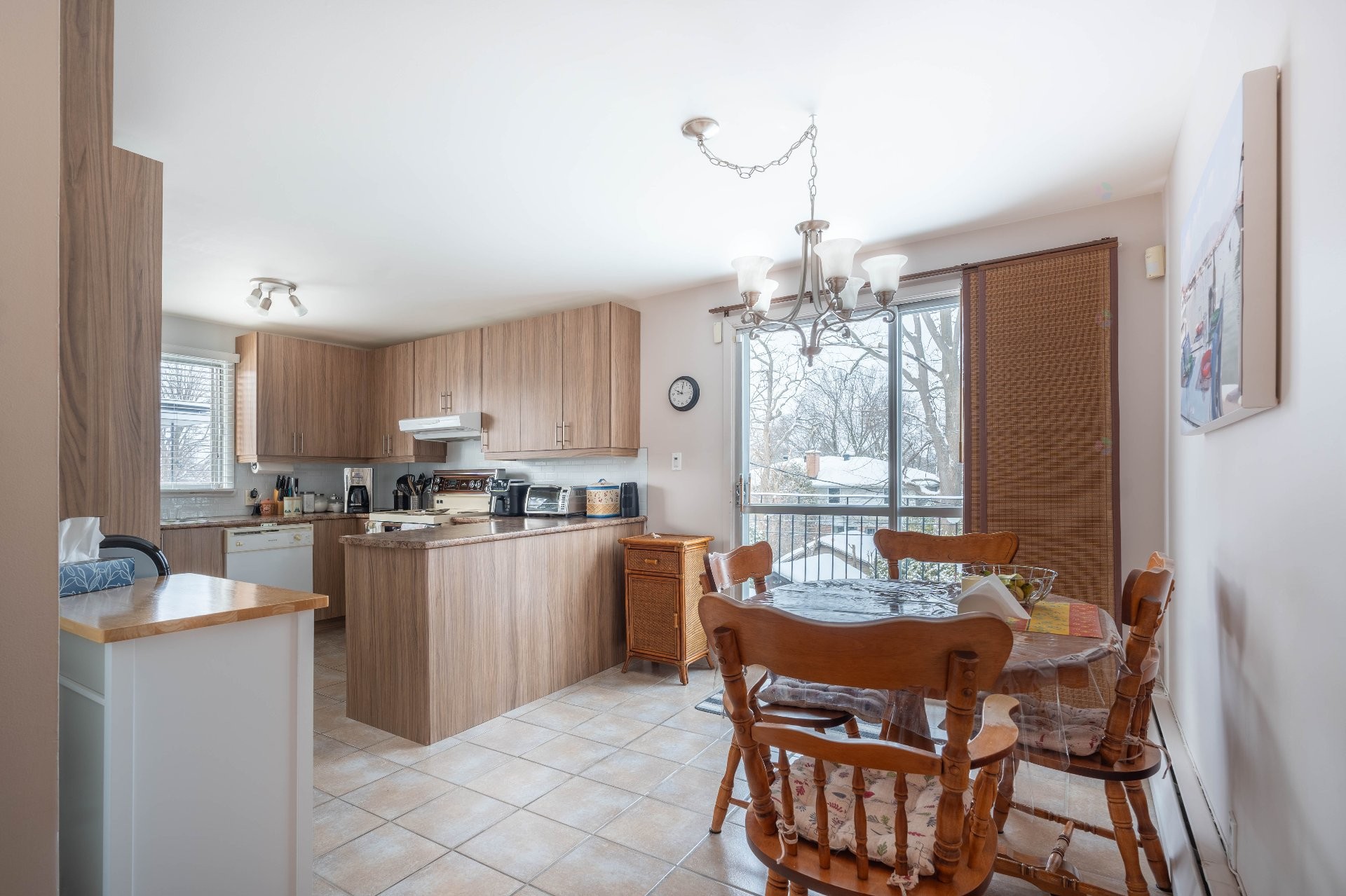 Coin-repas - 905 Rue Fréchette, Longueuil (Le Vieux-Longueuil), QC - Indoor Photo Showing Other Room