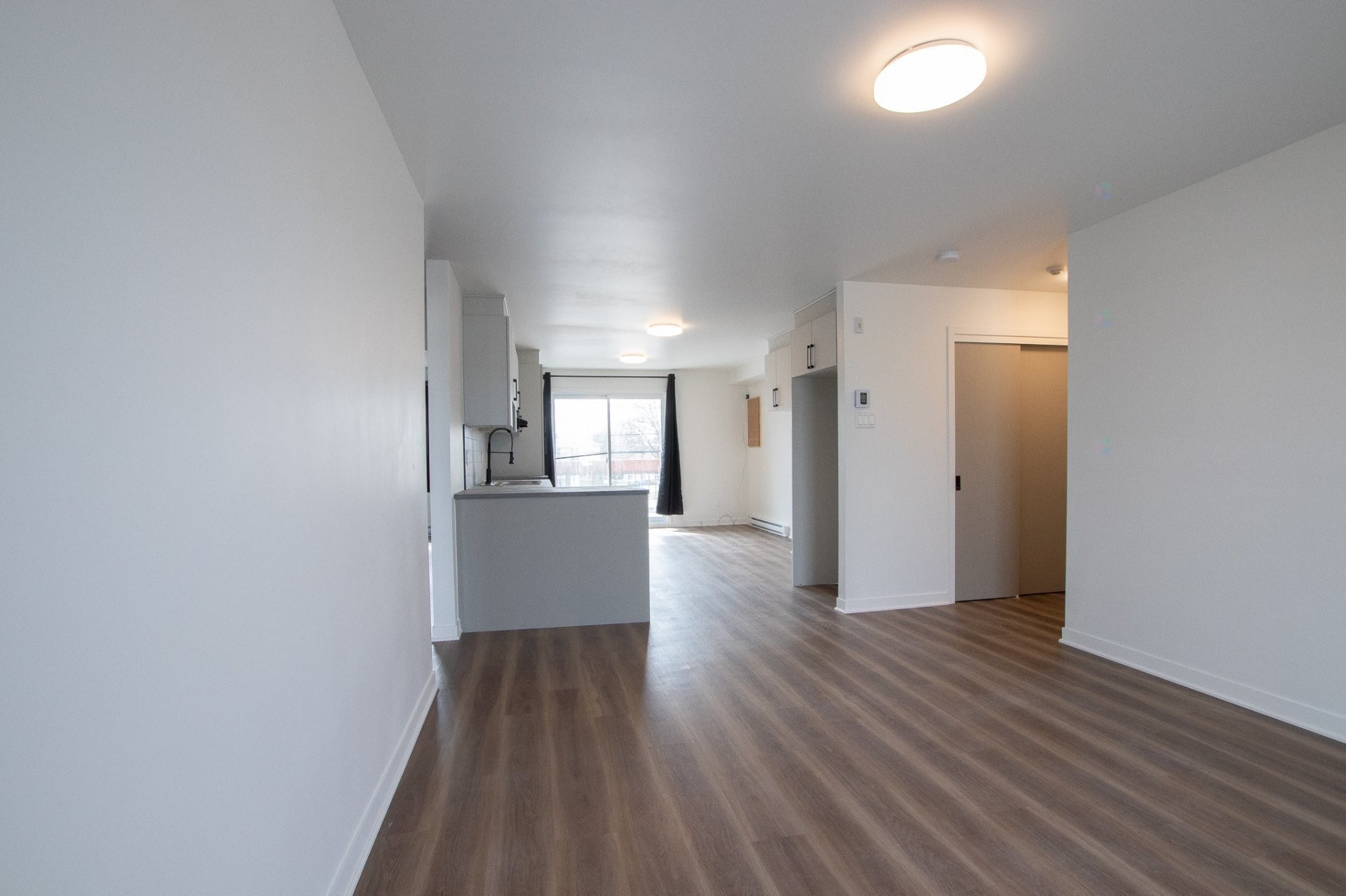 Kitchen - 1-189 Rue Hector-Lanthier, Saint-Eustache, QC - Indoor Photo Showing Other Room