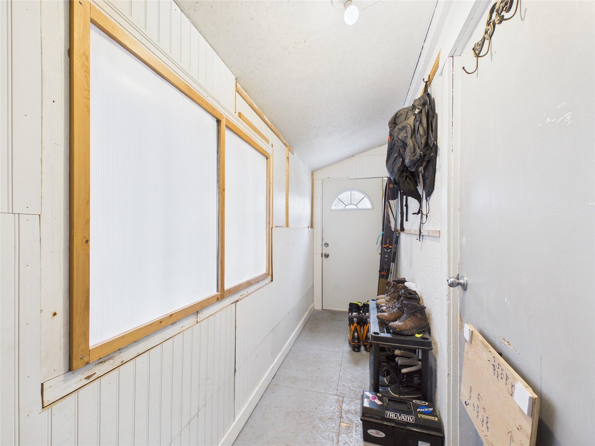 500 13Th Avenue, Cranbrook, BC - Indoor Photo Showing Other Room