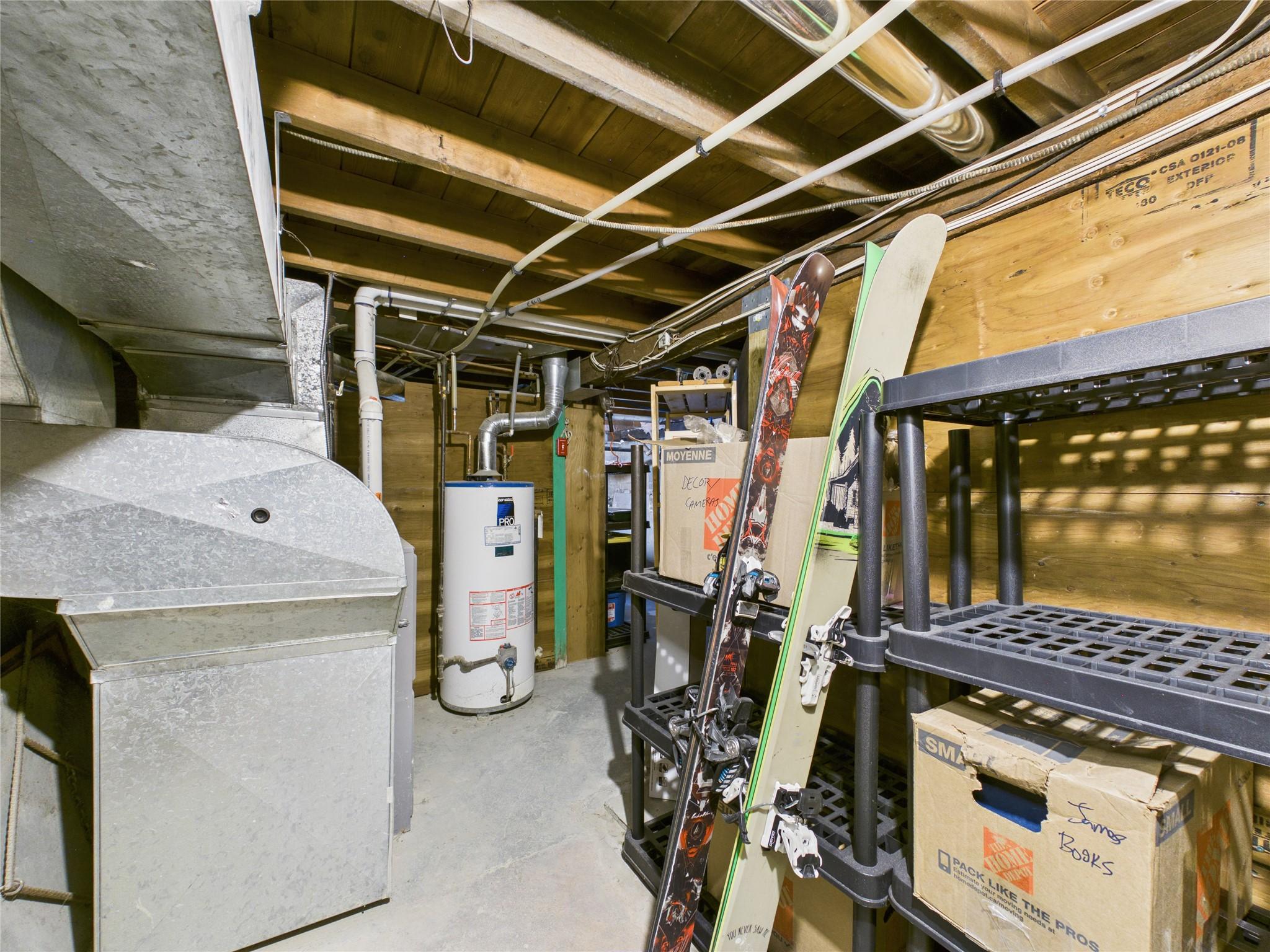 500 13Th Avenue, Cranbrook, BC - Indoor Photo Showing Basement
