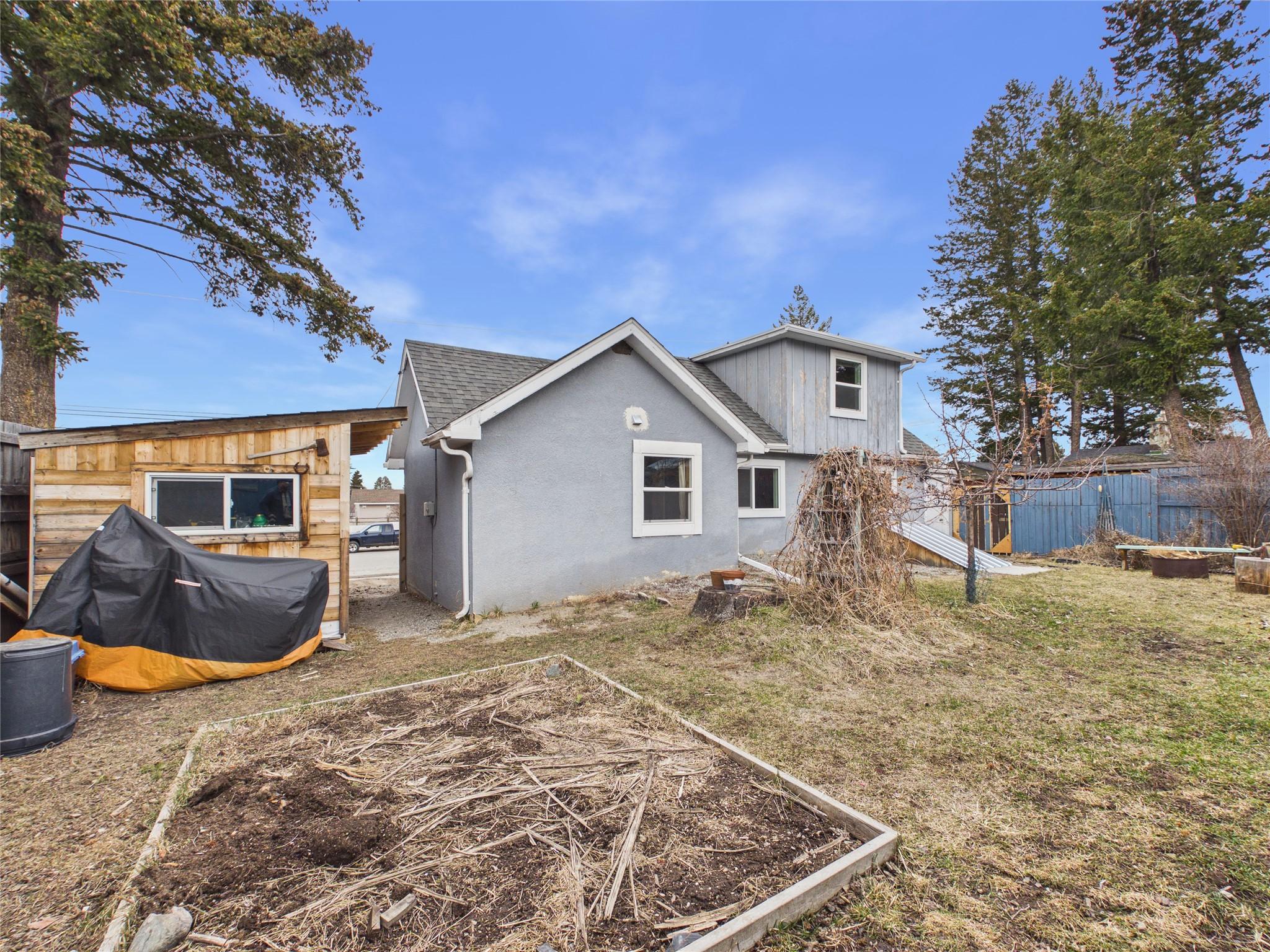 500 13Th Avenue, Cranbrook, BC - Outdoor