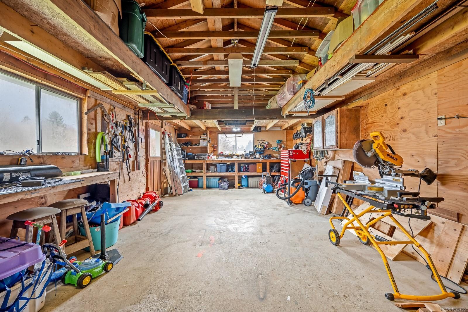 150 Barlow Rd, Campbell River, BC
