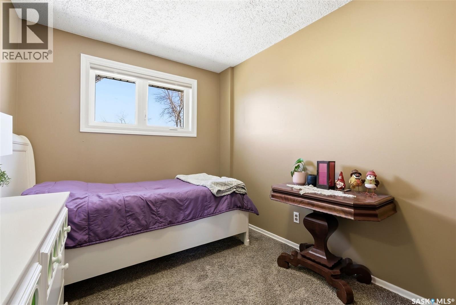 1234 James Crescent, Regina, SK - Indoor Photo Showing Bedroom