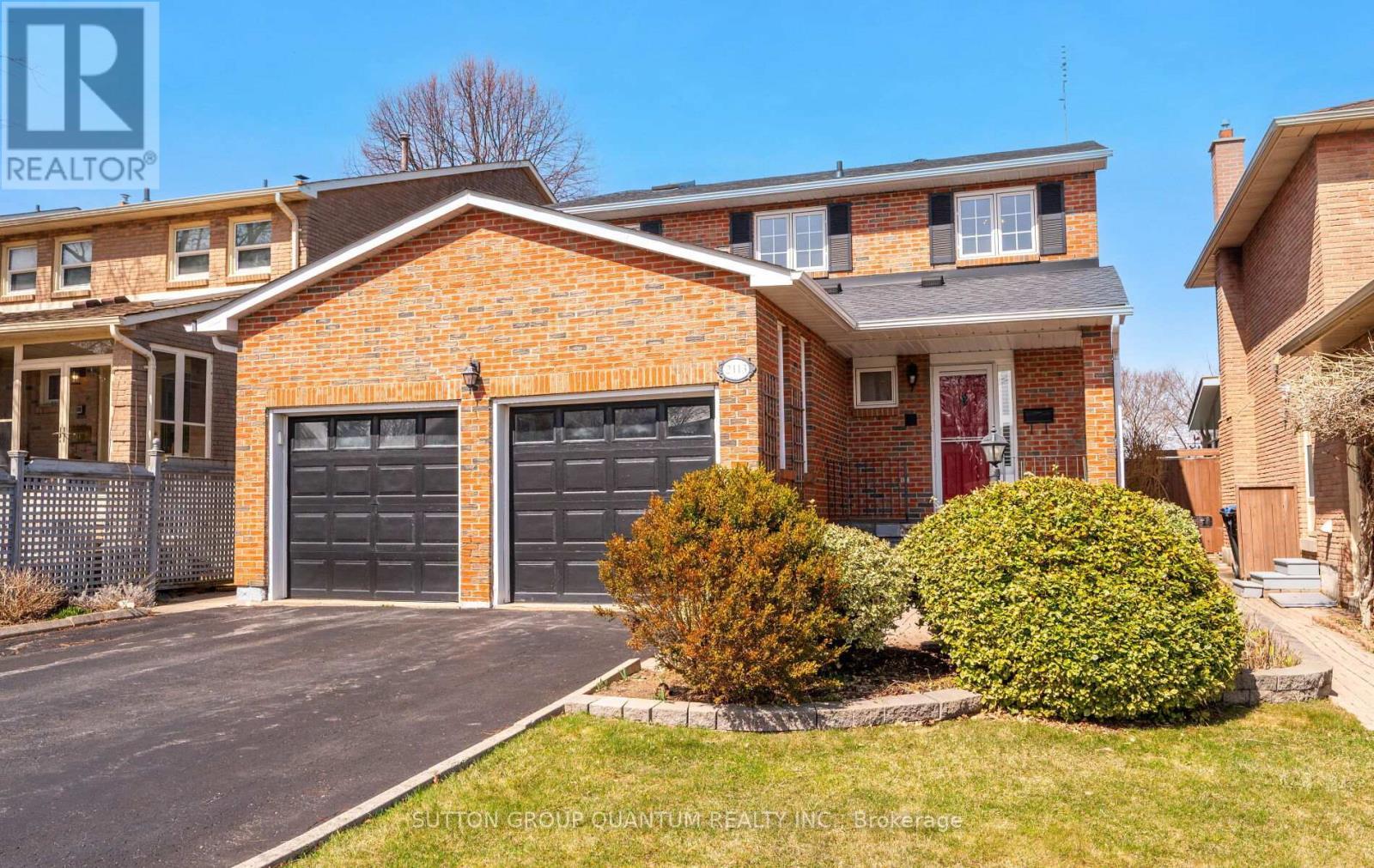 2113 Folkway Drive, Mississauga, ON - Outdoor