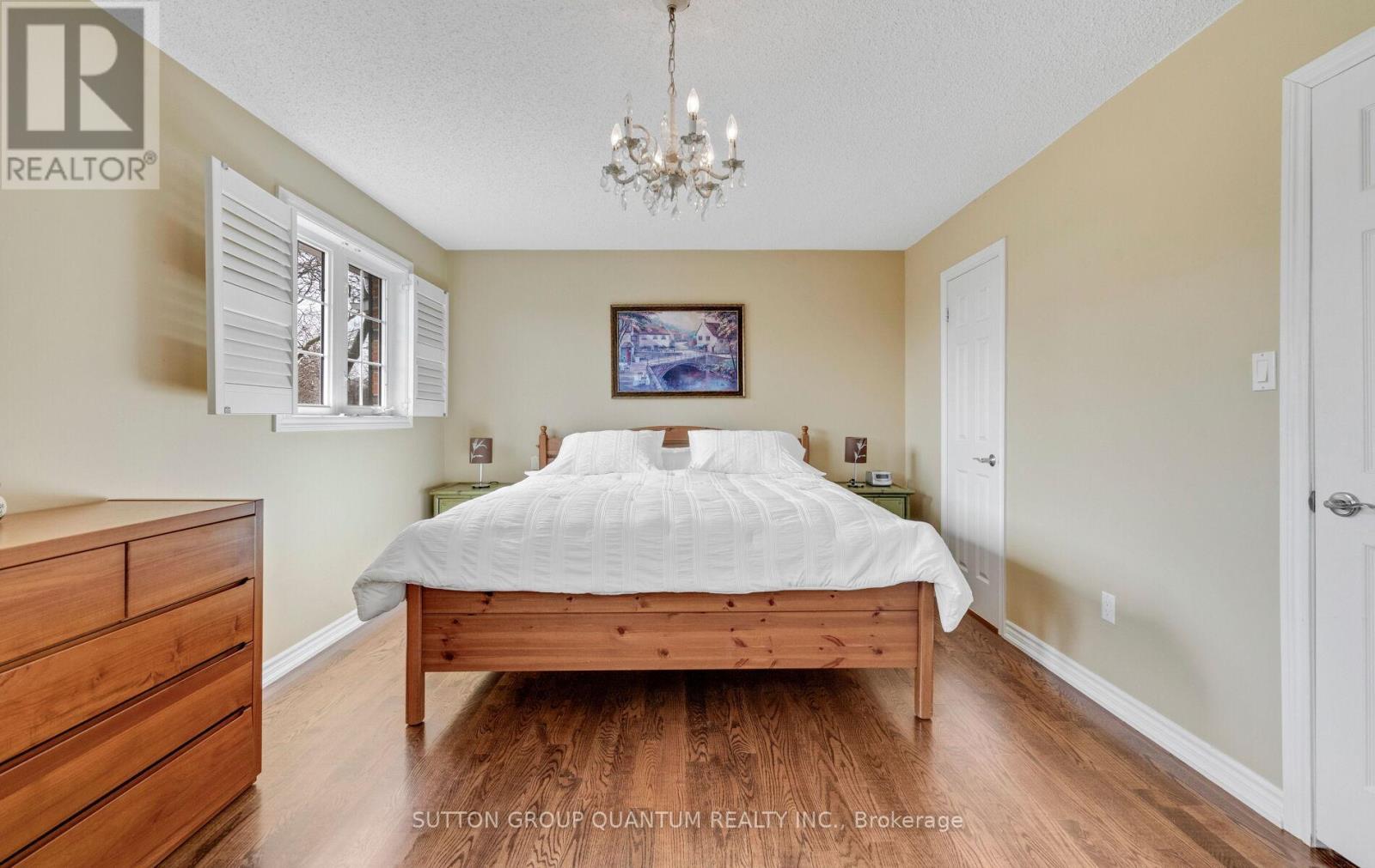 2113 Folkway Drive, Mississauga, ON - Indoor Photo Showing Bedroom