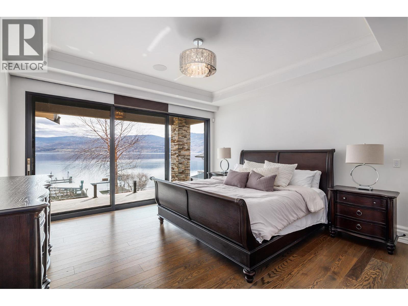 4165 Gellatly Road, West Kelowna, BC - Indoor Photo Showing Bedroom