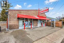 215 GRAND RIVER Avenue Brantford, ON N3T 4Y3