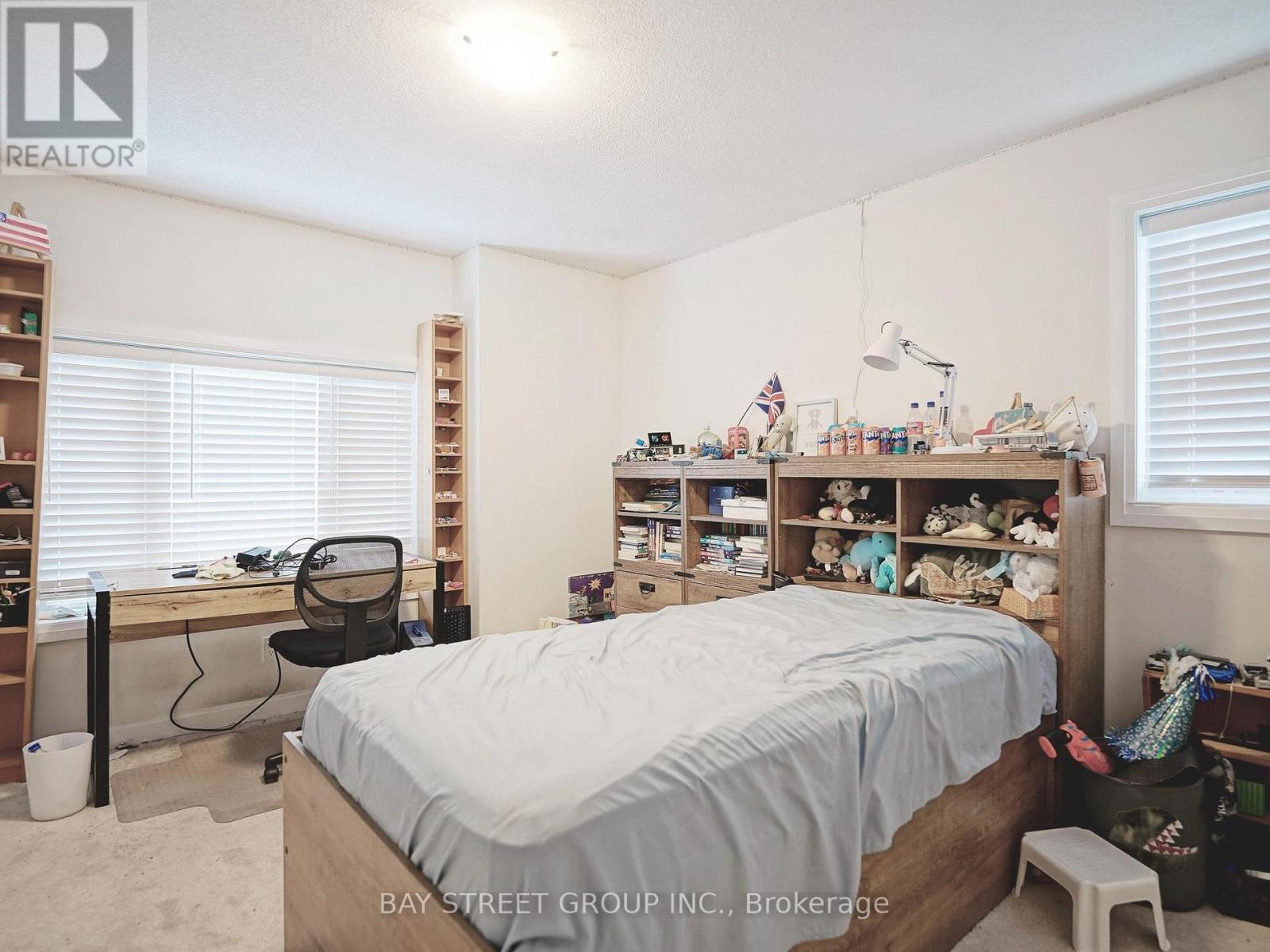 2 Longshore Way, Whitby, ON - Indoor Photo Showing Bedroom