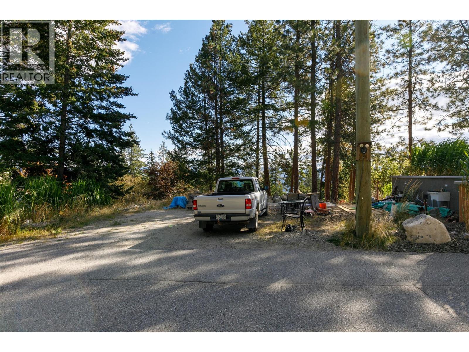 1642 West Kelowna Road, West Kelowna, BC - Outdoor
