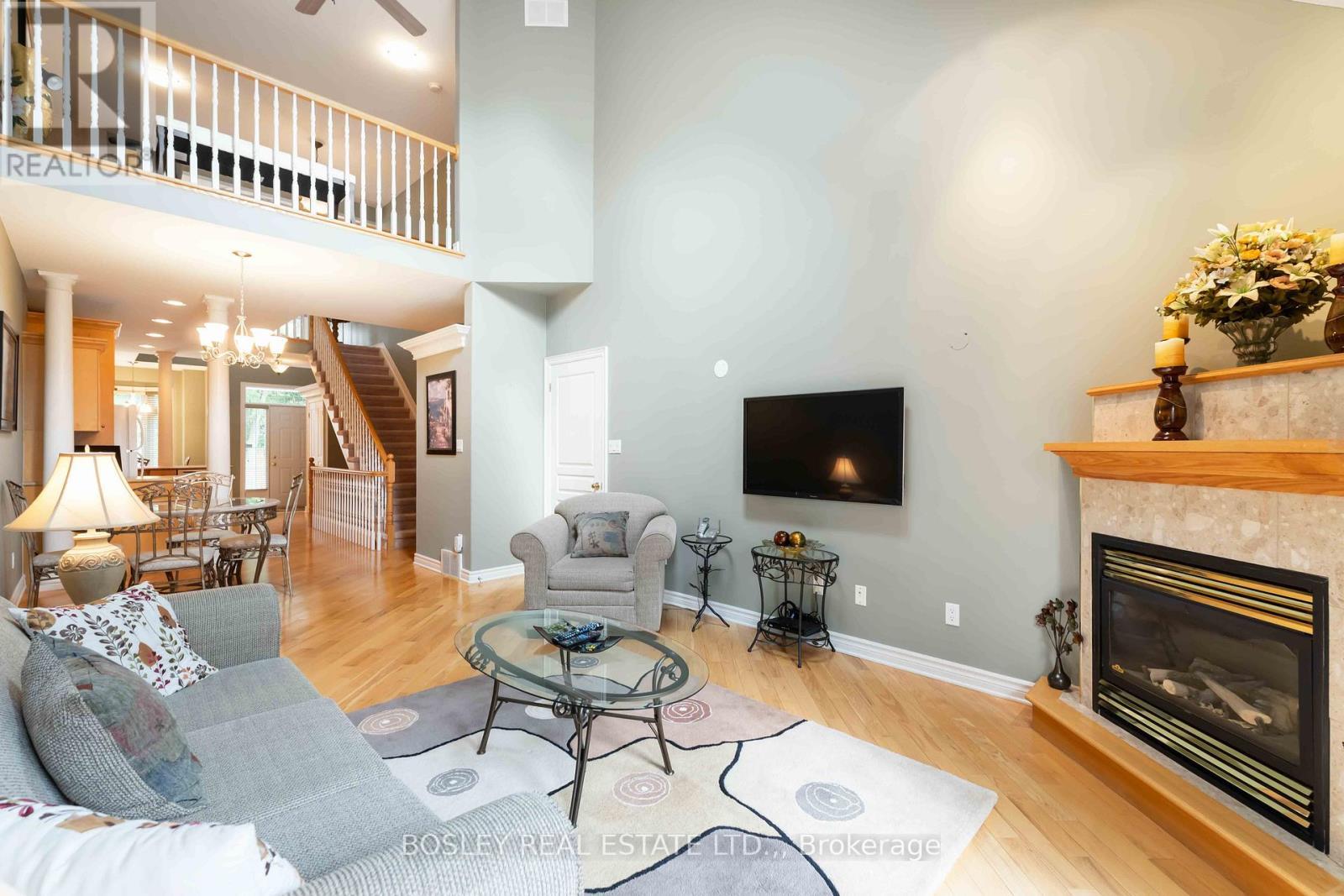 14 - 308 Queenston Street, St. Catharines (Oakdale), ON - Indoor Photo Showing Living Room With Fireplace
