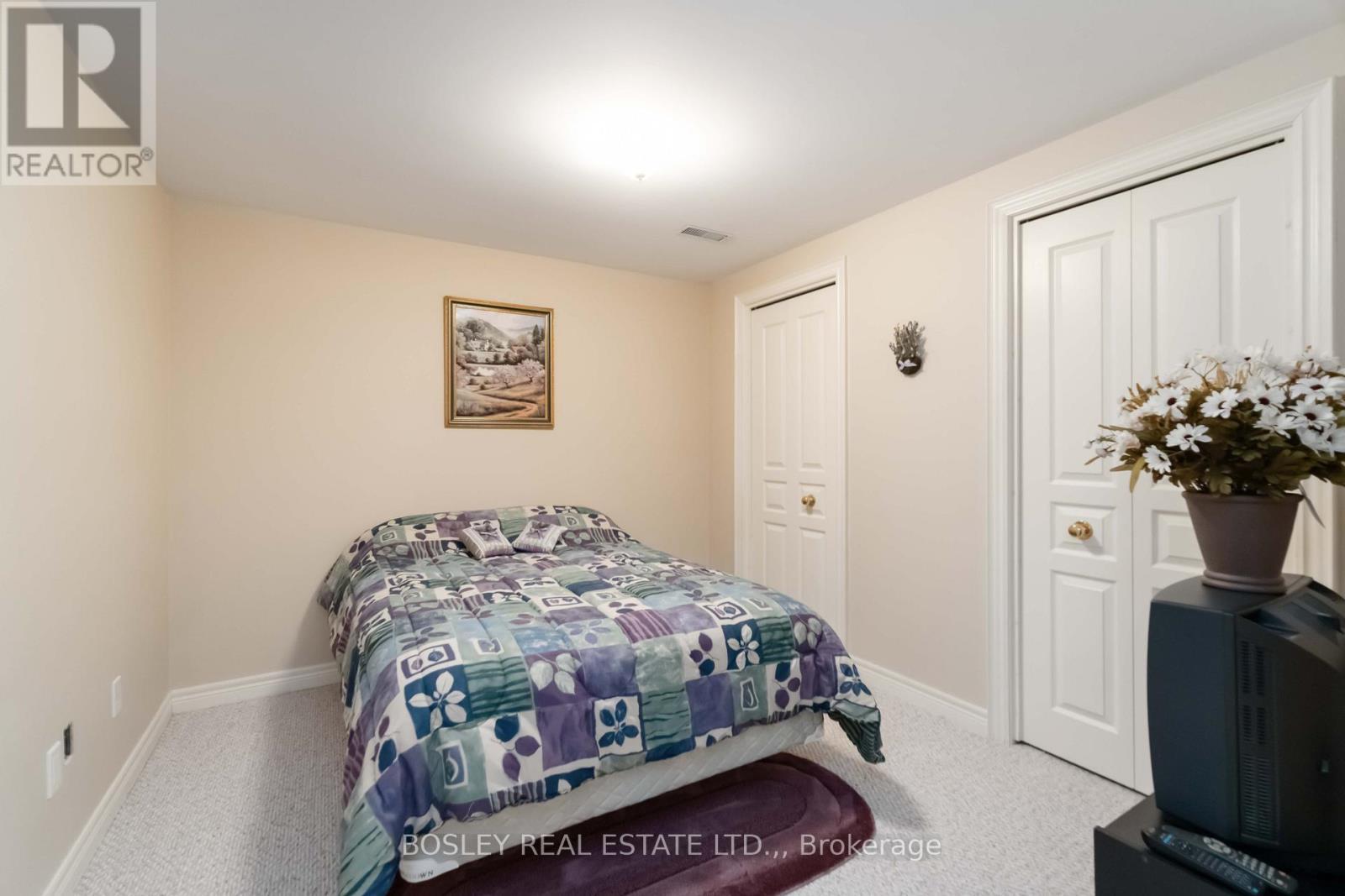 14 - 308 Queenston Street, St. Catharines (Oakdale), ON - Indoor Photo Showing Bedroom