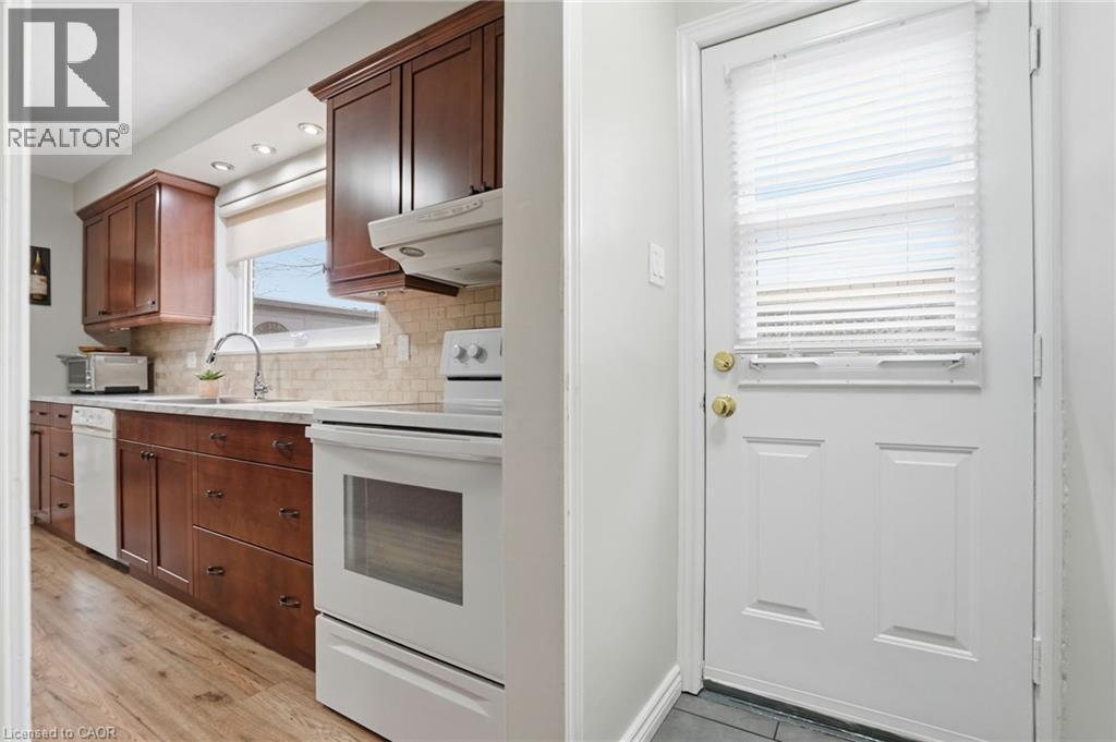 345 Erindale Drive, Burlington, ON