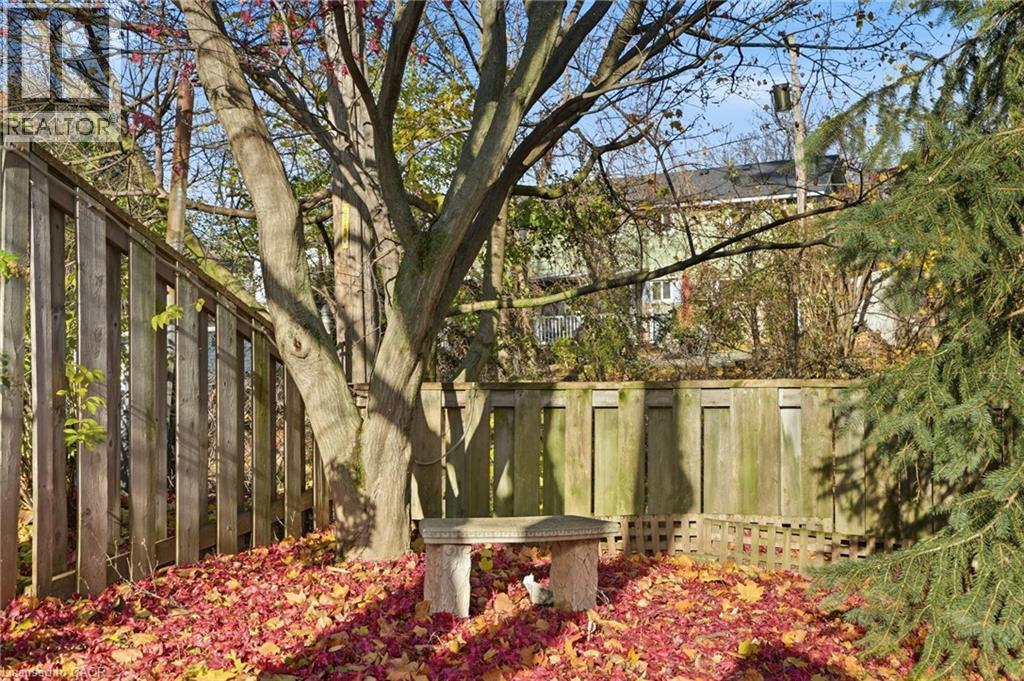 345 Erindale Drive, Burlington, ON