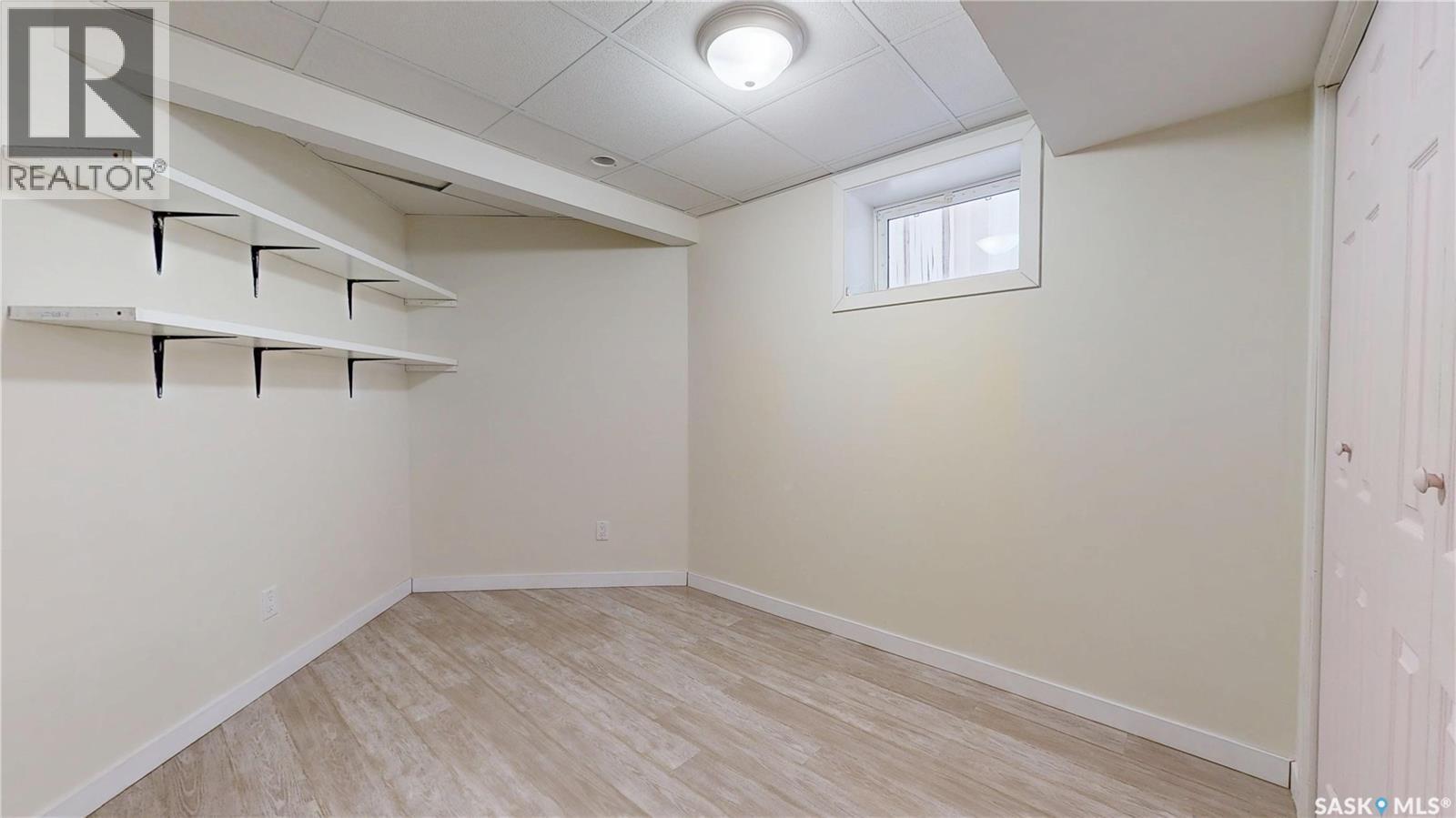 5128 Aerial Crescent, Regina, SK - Indoor