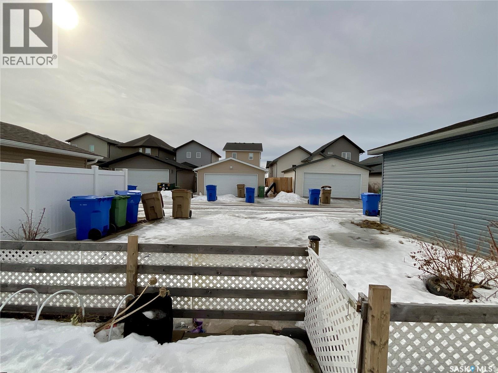 5128 Aerial Crescent, Regina, SK - Outdoor