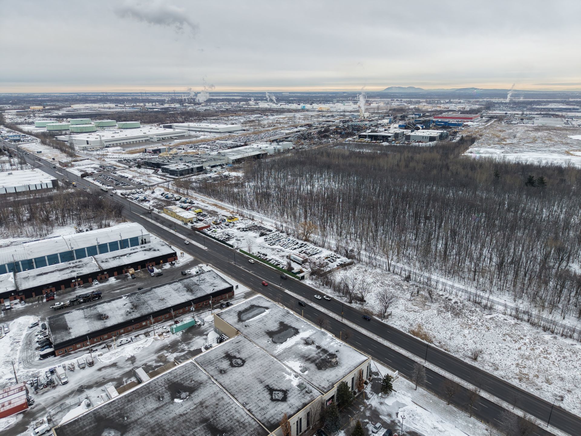 Photo aérienne - Boul. Henri-Bourassa E., Montréal-Est, QC