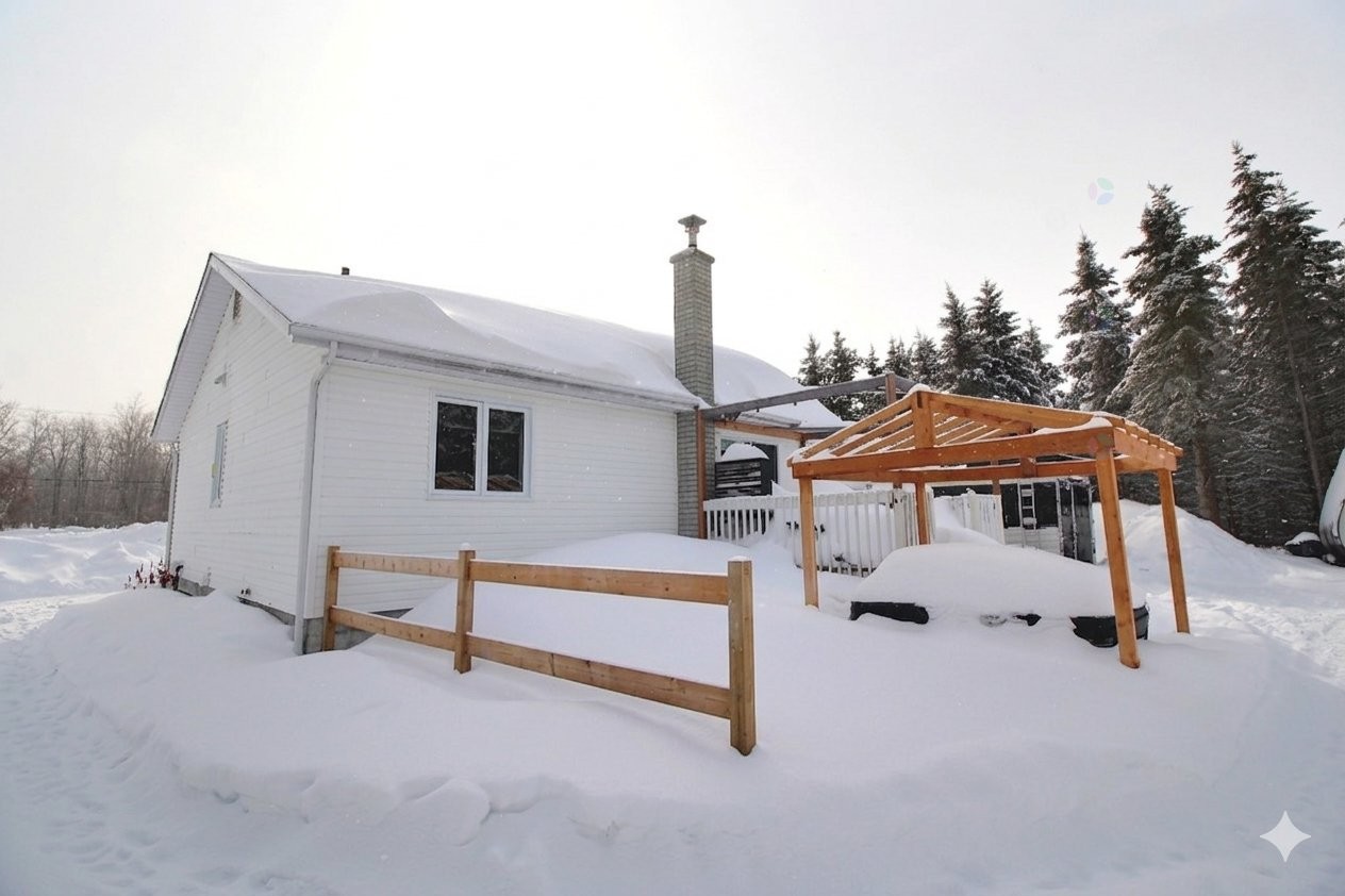 Face arrière - 277 Route 111, Val-D'Or, QC - Outdoor