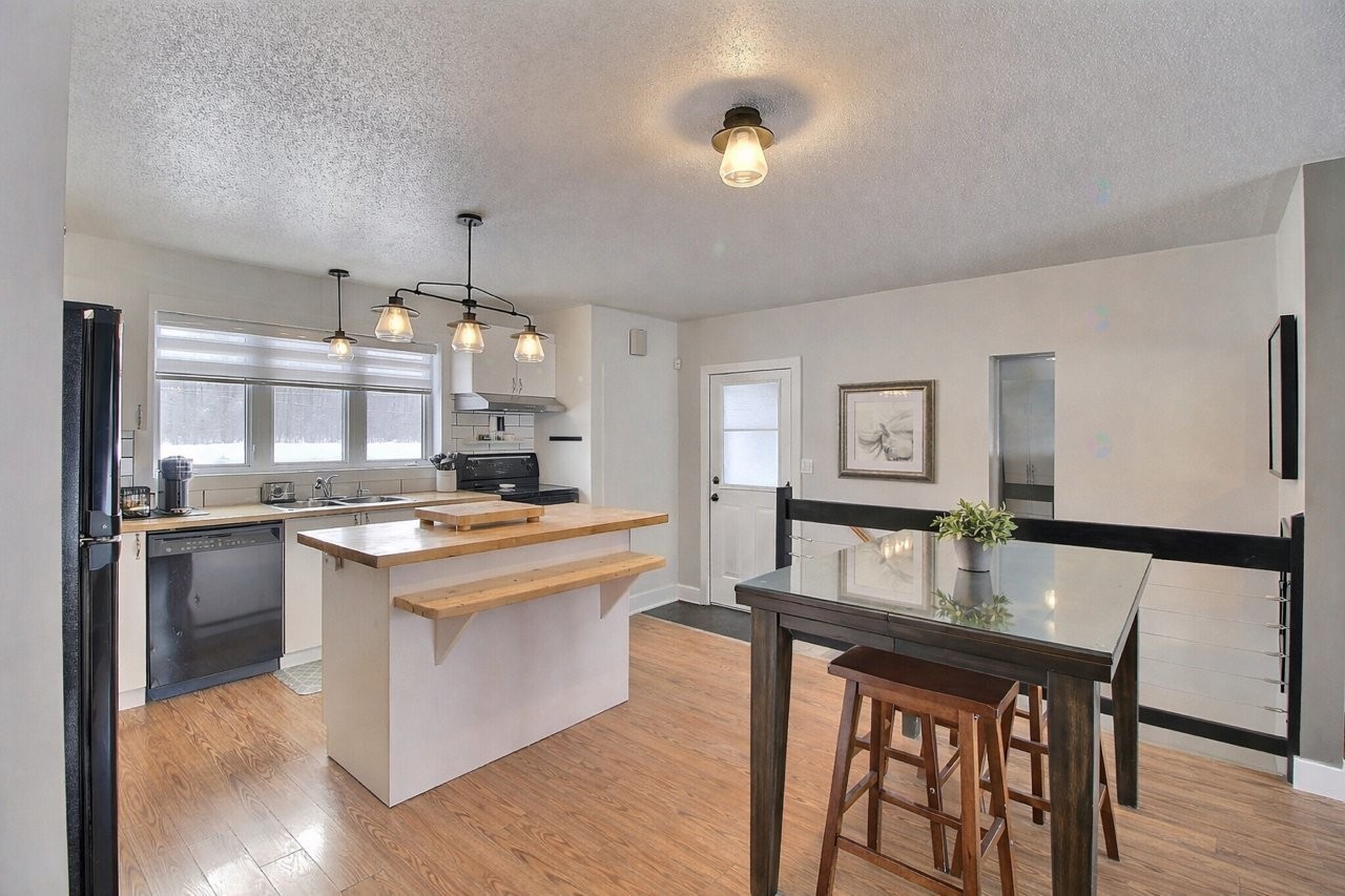 Cuisine - 277 Route 111, Val-D'Or, QC - Indoor Photo Showing Other Room