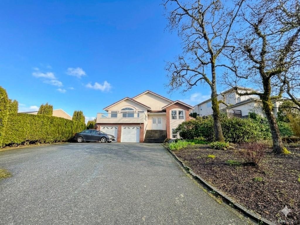 4268 Westervelt Pl, Saanich, BC